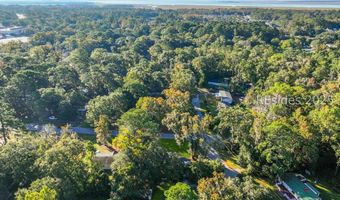 137 Winsor Rd, Beaufort, SC 29906