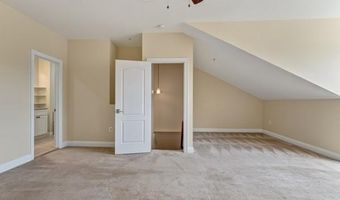 5053 DONOVAN Dr, Alexandria, VA 22304