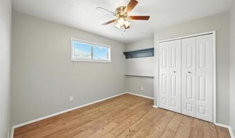 6076 Dooley Dr, The Colony, TX 75056