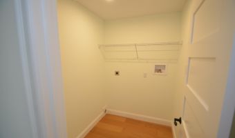 40 Tirrell Hill Rd, Bedford, NH 03110