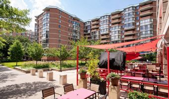 1001 N RANDOLPH St 212, Arlington, VA 22201