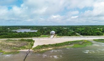 6180 S Beach Blvd, Bay St. Louis, MS 39520