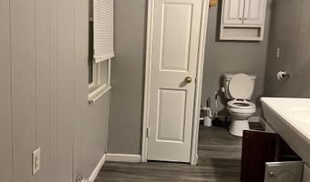 105-109 NE 5TH Ave, Aledo, IL 61231