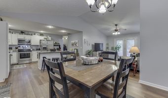 596 Briarwood Ln, Bedford, IN 47421