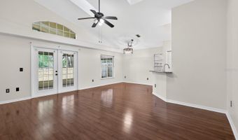 1008 ROYAL OAKS Dr, Apopka, FL 32703