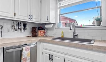 200 Turkey Creek Rd, Bartlesville, OK 74006