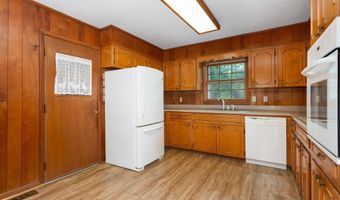 3916 LEE Dr, Anniston, AL 36207