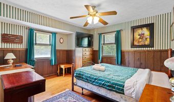 141 EMBILL Dr, Blakeslee, PA 18610
