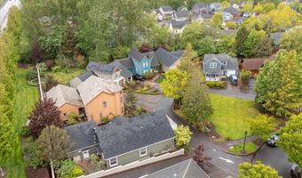 872 NE PACIFIC Dr, Fairview, OR 97024