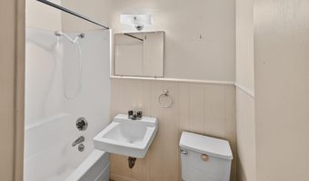 47 Midway St, Bamberg, SC 29003