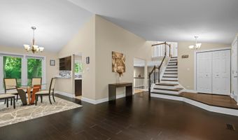 1316 W MEADE Ln, Arlington Heights, IL 60004