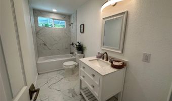 44-665 Kaneohe Bay Dr, Kaneohe, HI 96744