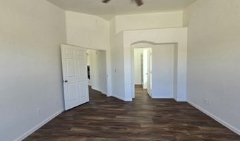 1211 E Desert Sky Ln, Benson, AZ 85602