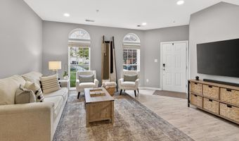 25335 CURIOSITY Sq, Aldie, VA 20105