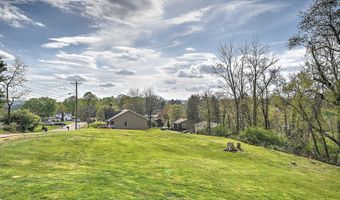 245 NW Leonard St, Abingdon, VA 24210