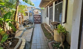 1414 Olino St, Honolulu, HI 96818