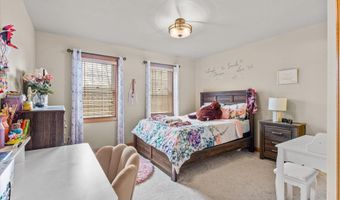 3020 E FALLCREEK Ln, Appleton, WI 54913