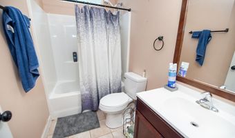 516 Abberly Ln, Boiling Springs, SC 29316