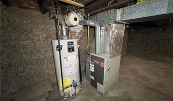 18 S Bradford St, Allentown, PA 18109