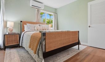7327 Makaa St, Honolulu, HI 96825
