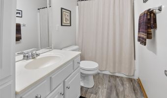 8634 NE 27th Ave, Altoona, IA 50009