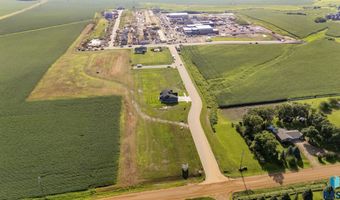 2500 E Chestnut Trl, Brandon, SD 57005