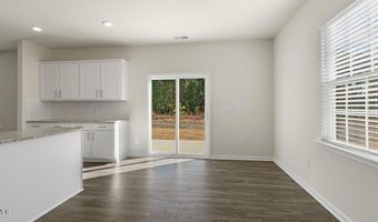 1061 Misty Creek Dr, Aberdeen, NC 28315