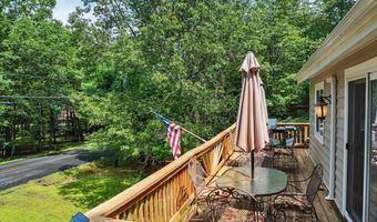 748 Towamensing Trl, Albrightsville, PA 18210