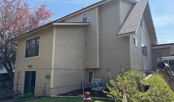 1020 Carriage Ln, Casper, WY 82609