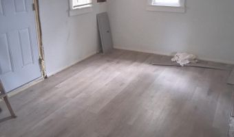 1519 S Lakeshore Dr, Albion, IN 46701