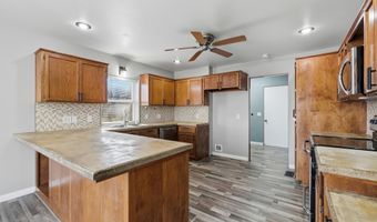 7 Tamara Ln, Bella Vista, AR 72715