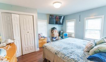 14 Barnum Rd, Danbury, CT 06811