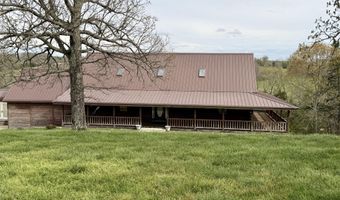 300 Round Up Ln, Bakersfield, MO 65609