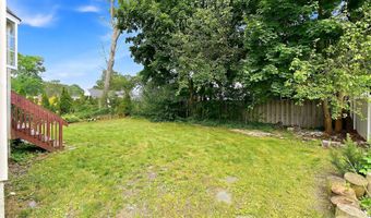 801 Cranberry Rd, Beachwood, NJ 08722
