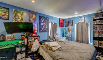 35 Grand St, Amsterdam, NY 12010