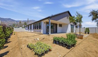 16 W Pine St, Altadena, CA 91001