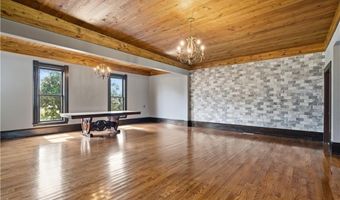 108 King St, Adairsville, GA 30103