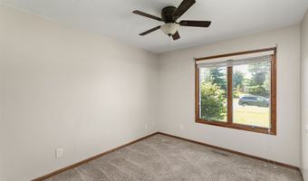 716 718 SE Magazine Rd, Ankeny, IA 50021