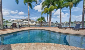 5722 SEA TROUT Pl, Apollo Beach, FL 33572