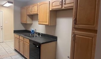 1223 King Henry Dr, Ocean Springs, MS 39564