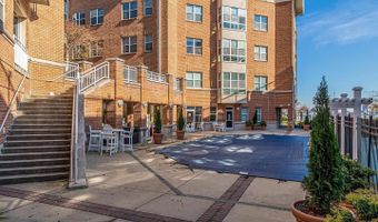 23 PIERSIDE Dr 229, Baltimore, MD 21230