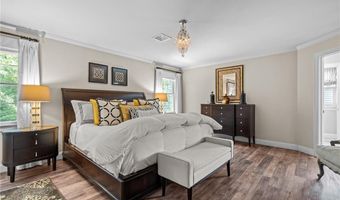 470 Sylvan Ct, North Kingstown, RI 02874