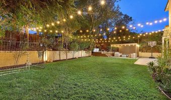 2610 Garden House Rd, Carlsbad, CA 92009