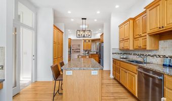 2448 Haven Dr, Abilene, KS 67410