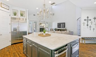 203 Links Ct, Aledo, TX 76008