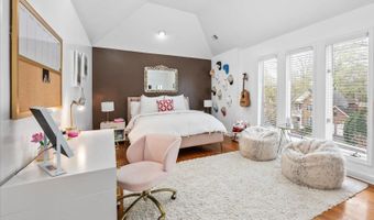 6700 LANDON Ln, Bethesda, MD 20817