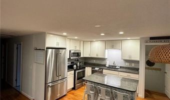 30 Shagbark Rd, Narragansett, RI 02882