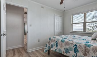 1308 Peninsular Cir, Alligator Point, FL 32346