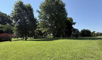 7011 POPLAR Cor, Bells, TN 38006