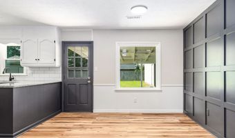 212 Cascade Dr, Athens, AL 35611
